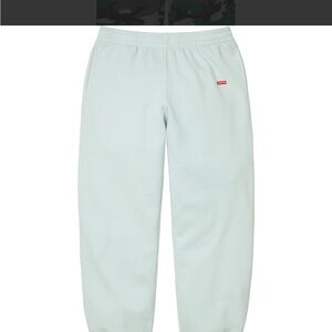 Supreme small box sweat pants. Brand new. Always Authentic 🩵 Pale blue. L